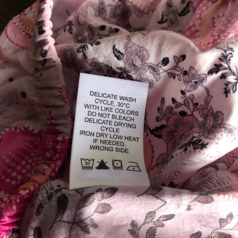 The Cat’s Pajamas Piper Luxe Cotton Shorts Pink Floral Print Medium
